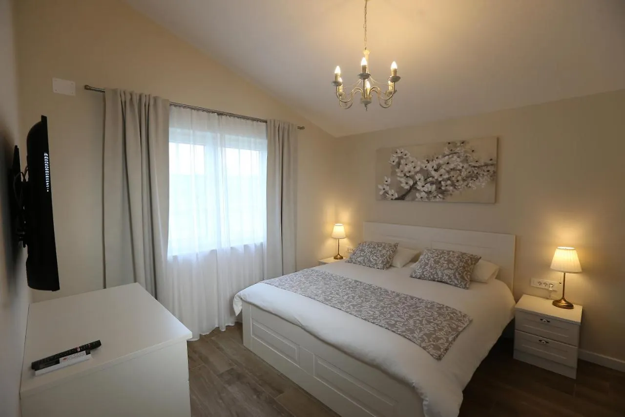 Villa La Graziosa Kaštel 0*,