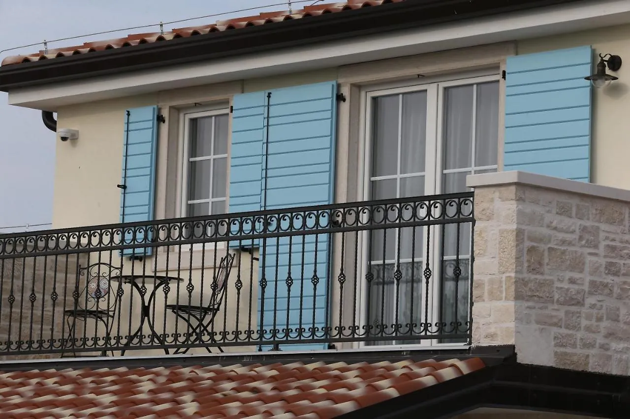 Villa La Graziosa Kaštel 0*,